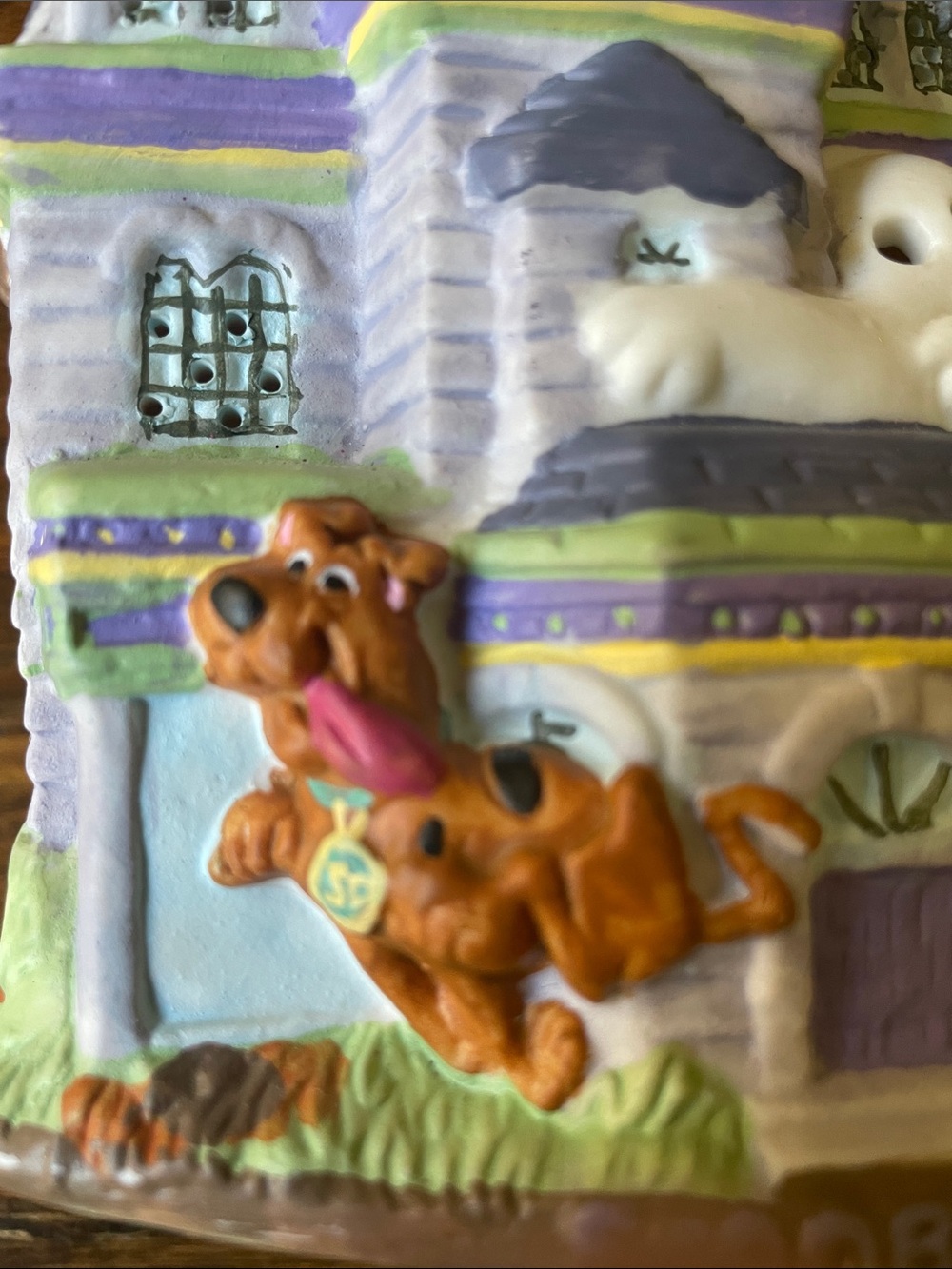 Scooby-Doo Haunted House Ceramic Tea Light Candle Holder - Purple & Green - Picture 7 of 9